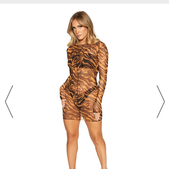 naked wardrobe Other - Tiger cover up
